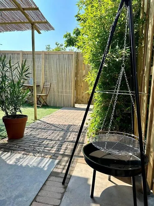 Apartment Jungle Style Lodge With Jacuzzi ,Sauna And Garden Near Amsterdam Vijfhuizen Netherlands