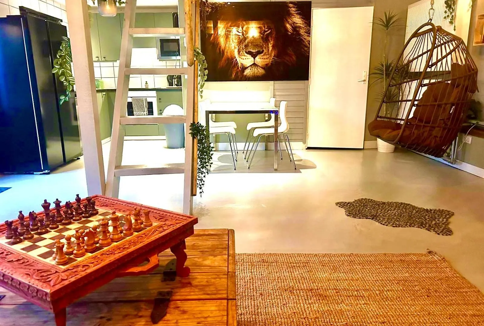 Jungle Style Lodge With Jacuzzi ,Sauna And Garden Near Amsterdam Vijfhuizen Netherlands