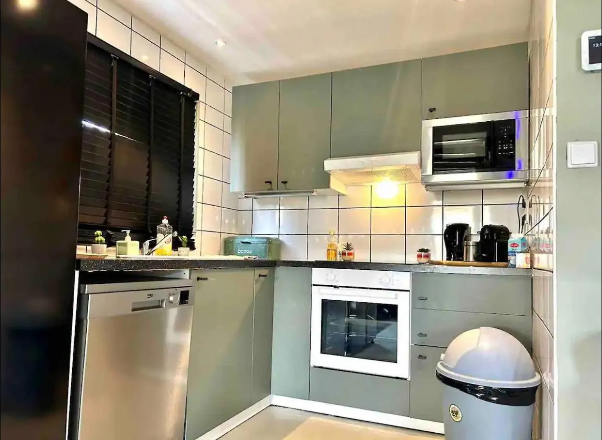 Apartment Jungle Style Lodge With Jacuzzi ,Sauna And Garden Near Amsterdam Vijfhuizen